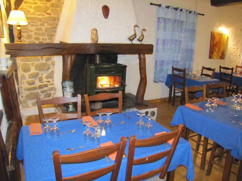 Auberge Du Balestie Malegoude Exteriör bild