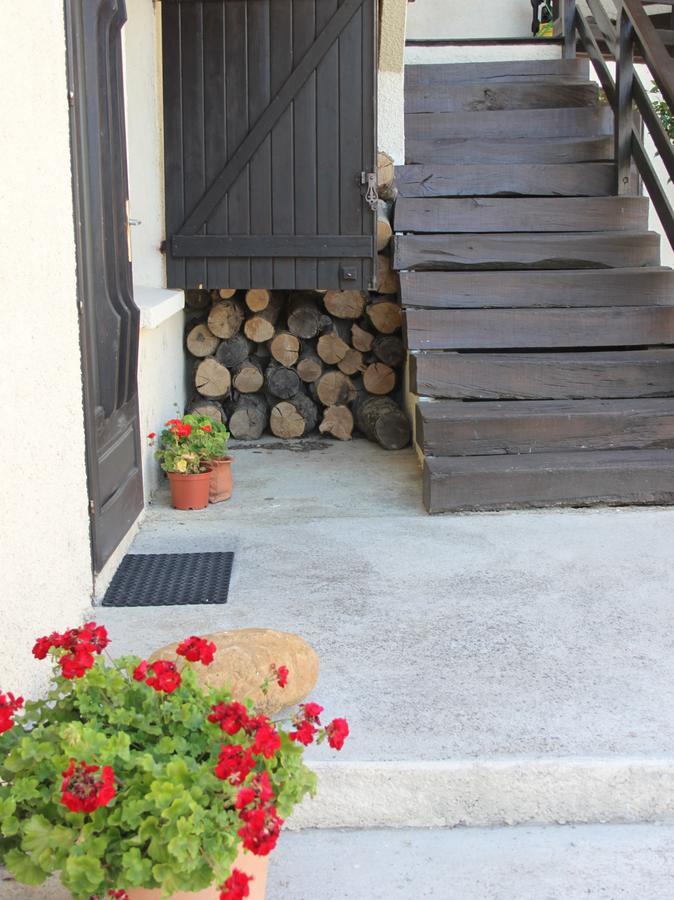 Auberge Du Balestie Malegoude Exteriör bild
