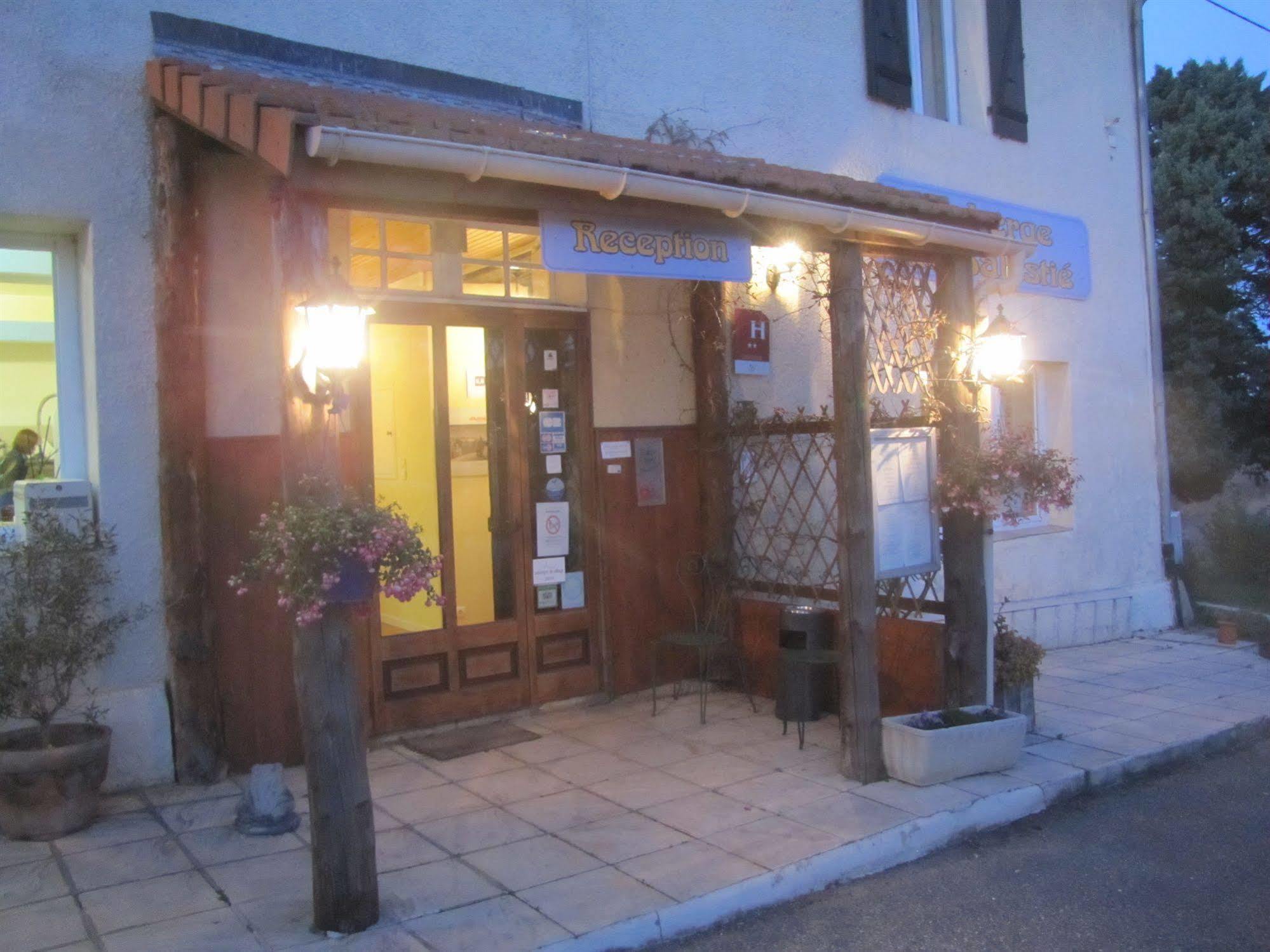 Auberge Du Balestie Malegoude Exteriör bild